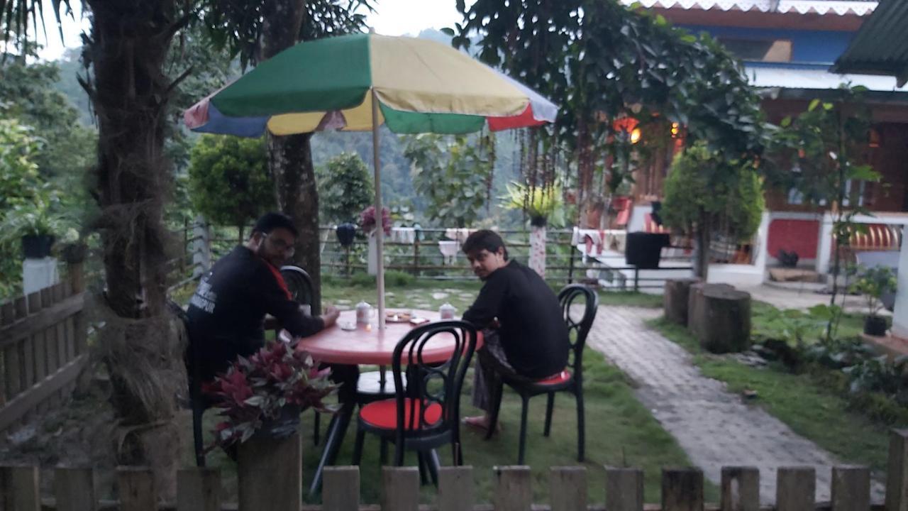 Eviana Homestay Дарджилинг Экстерьер фото
