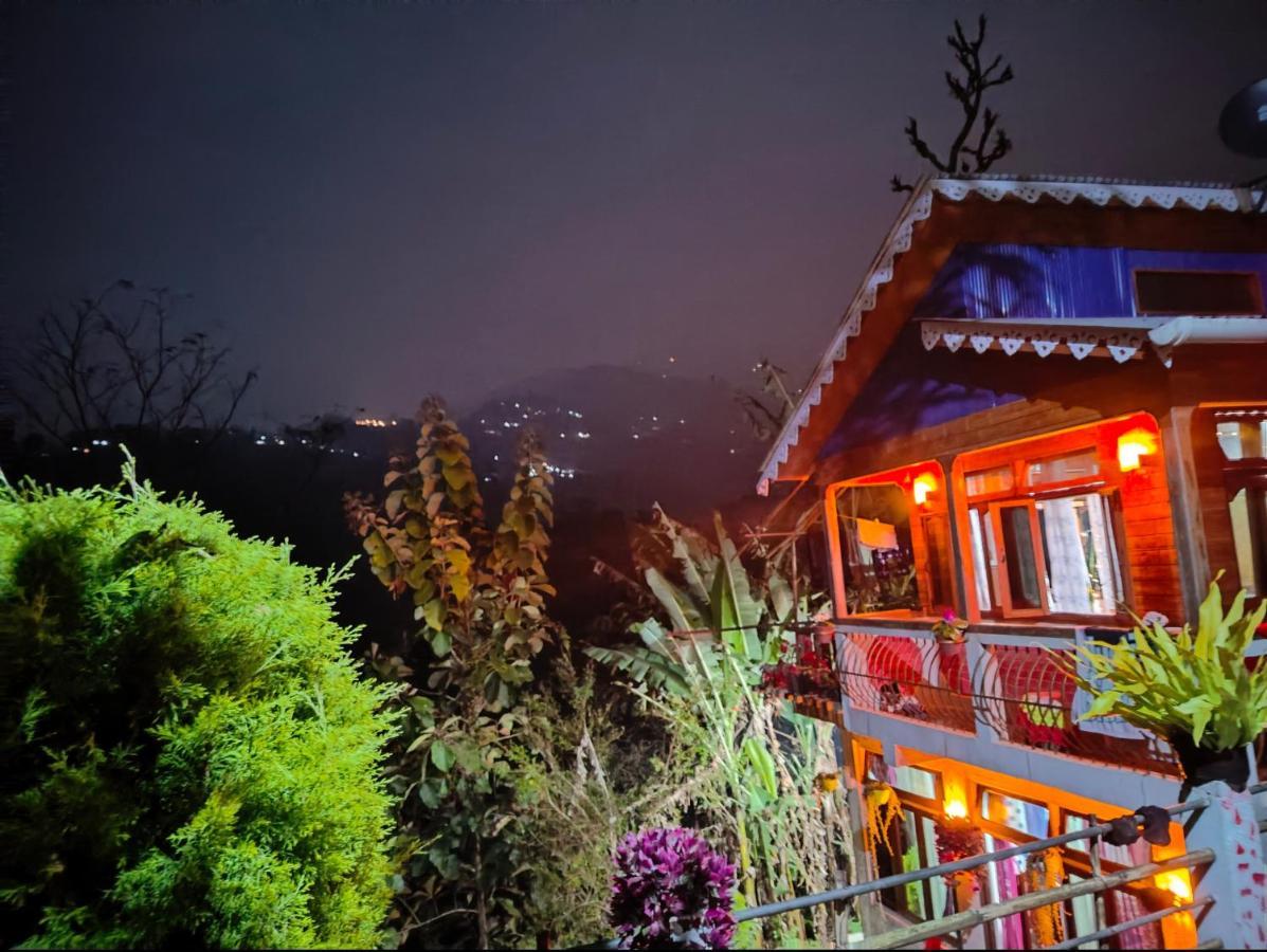 Eviana Homestay Дарджилинг Экстерьер фото